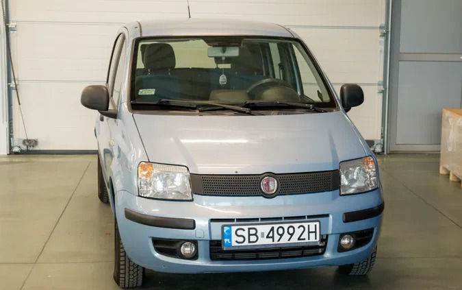 fiat panda śląskie Fiat Panda cena 9500 przebieg: 126300, rok produkcji 2011 z Biała